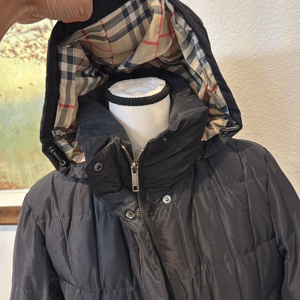 Authentic Burberry Coat with hood - Picture 4 of 15